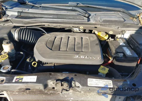 2018 Dodge Grand Caravan Sxt z USA, uszkodzony, nr VIN 2C4RDGCG7JR297546